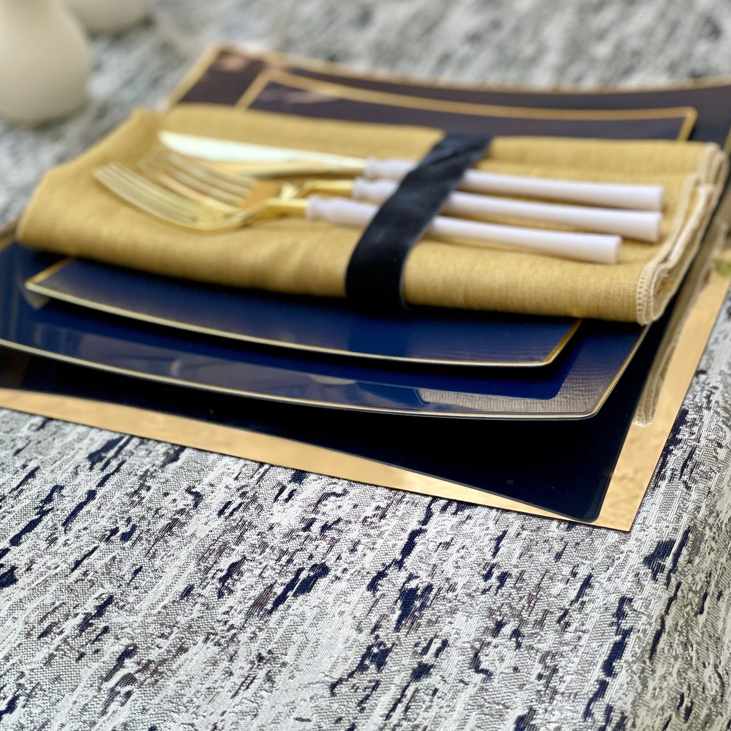 Navy Champagne