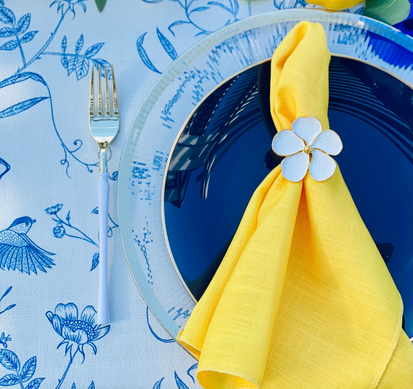 Blue Victorian - Spill Proof