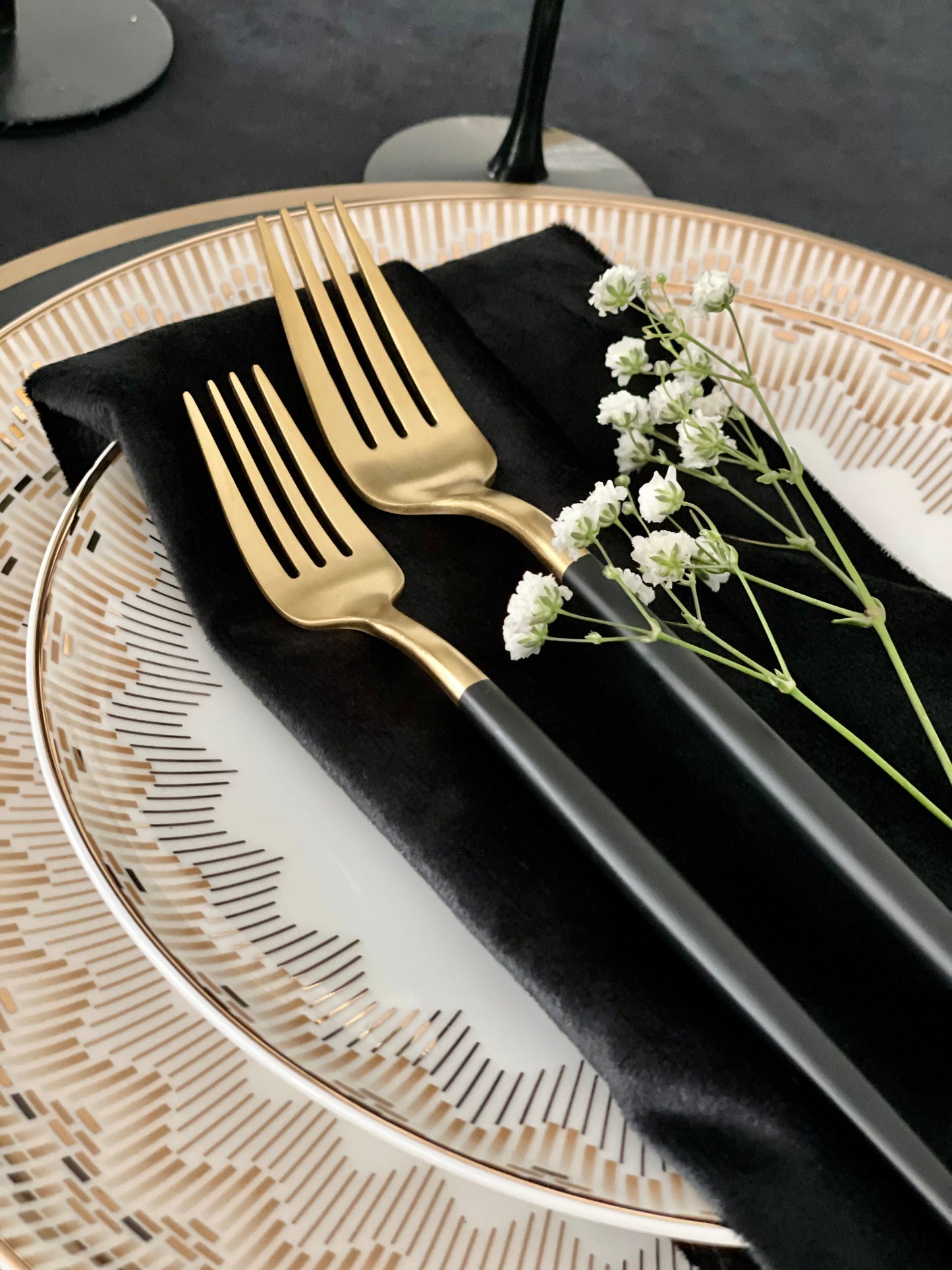 Velvet Black Napkins (Pack of 6)